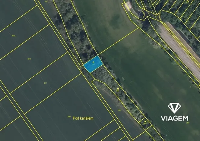 Prodej podílu pole, Valtrovice, 688 m2