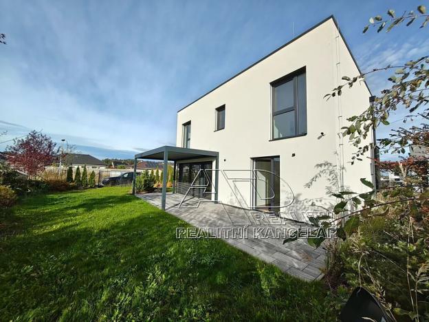 Pronájem rodinného domu, Roudné, 150 m2