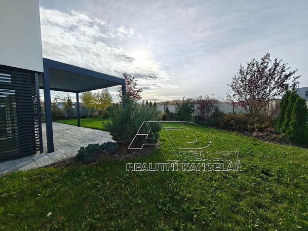 Pronájem rodinného domu, Roudné, 150 m2