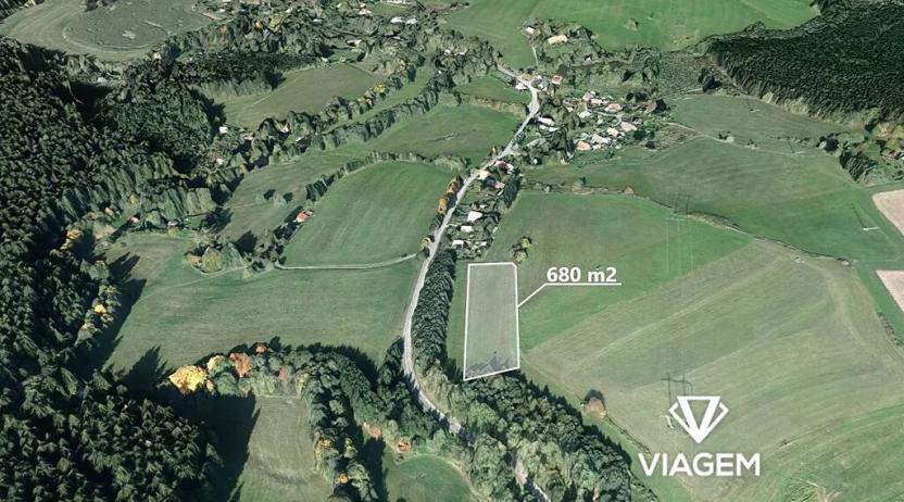 Prodej podílu pole, Horní Bradlo, 679 m2