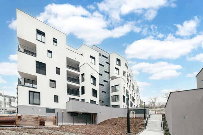 Pronájem garážového stání, Praha - Žižkov, Olgy Havlové, 14 m2