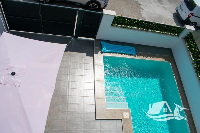 Prodej vily, Torrevieja, Španělsko, 95 m2