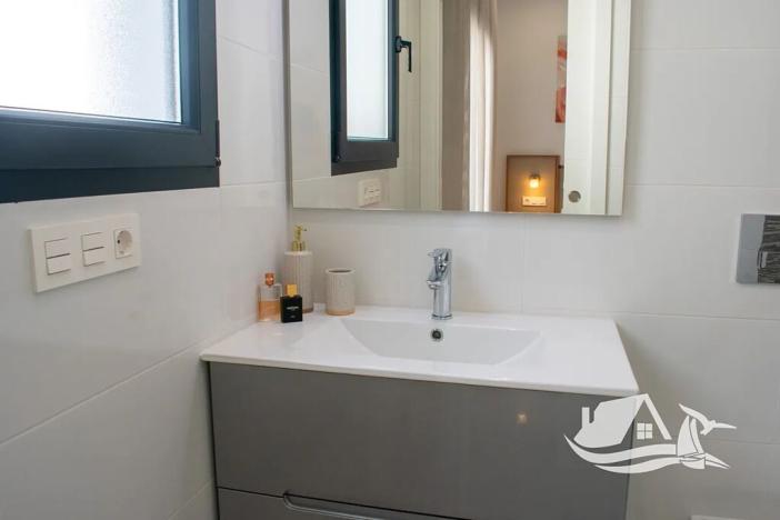 Prodej vily, Torrevieja, Španělsko, 95 m2