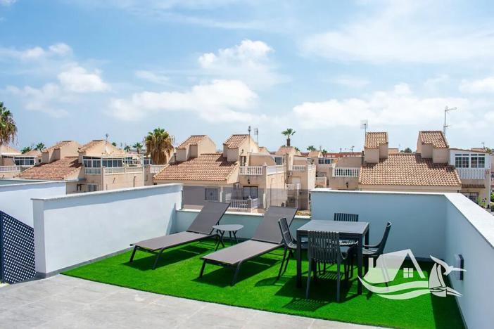 Prodej vily, Torrevieja, Španělsko, 95 m2