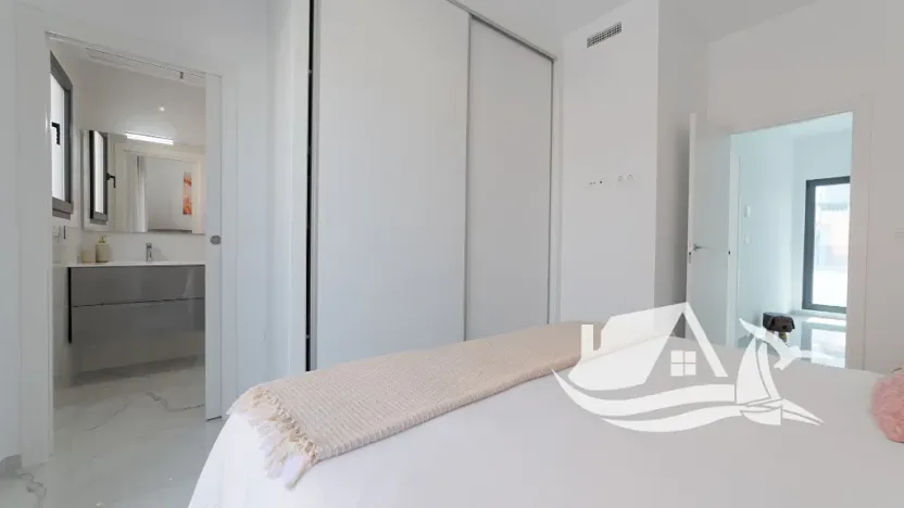 Prodej vily, Torrevieja, Španělsko, 95 m2