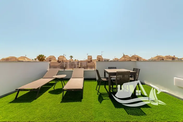 Prodej vily, Torrevieja, Španělsko, 95 m2