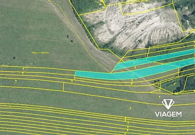 Prodej podílu pole, Velká nad Veličkou, 1935 m2
