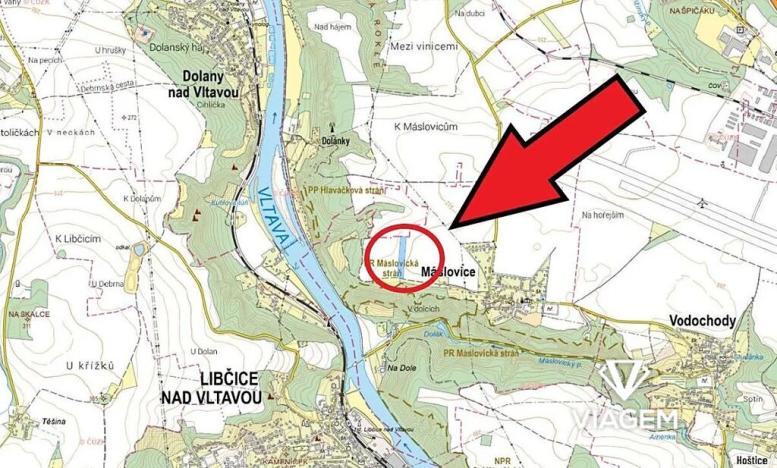 Prodej podílu pole, Máslovice, 2361 m2