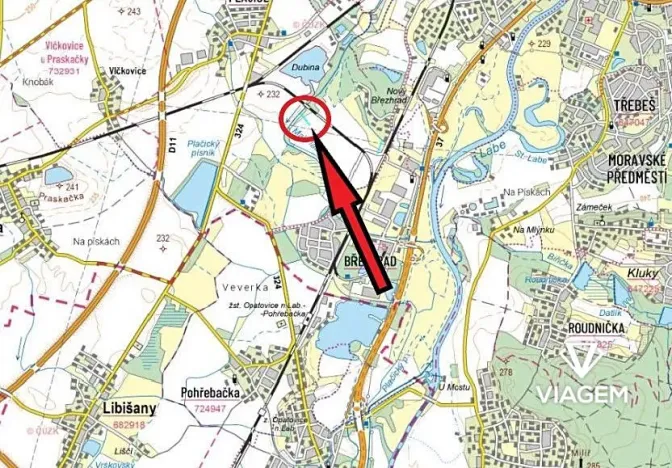 Prodej podílu pole, Hradec Králové, 1332 m2