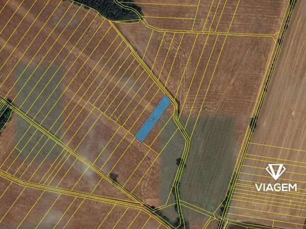 Prodej pole, Uherský Ostroh, 2044 m2