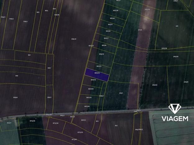 Prodej podílu pole, Martiněves, 335 m2