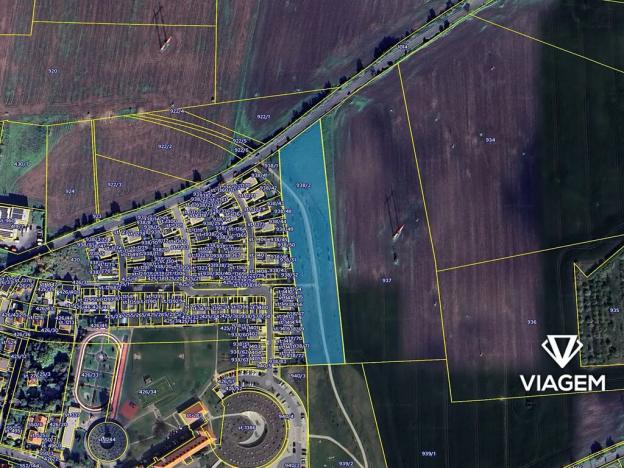 Prodej komerčního pozemku, Líbeznice, 10935 m2