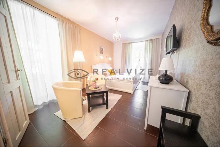 Prodej ubytování, Nové Hrady, 880 m2