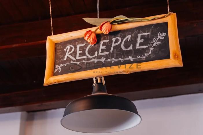 Prodej ubytování, Nové Hrady, 880 m2