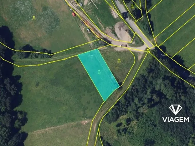 Prodej podílu pole, Knínice, 328 m2