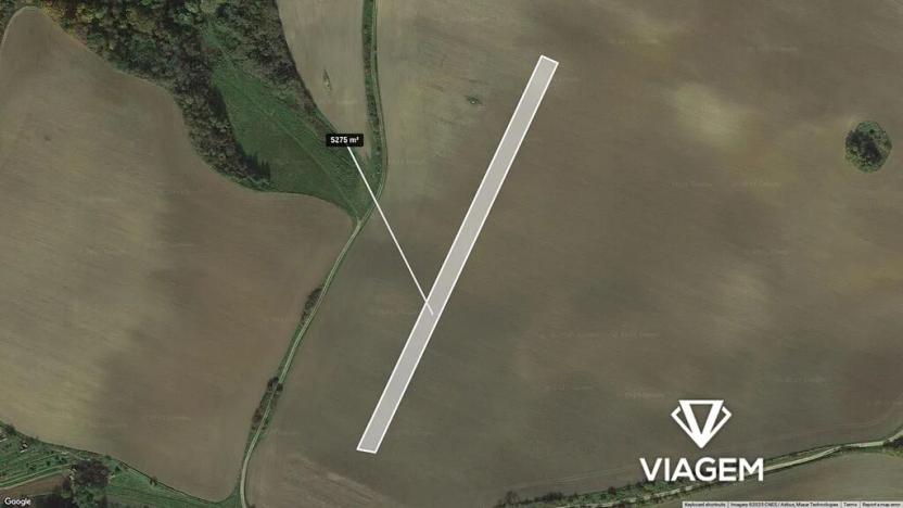 Prodej podílu pole, Hostim, 586 m2