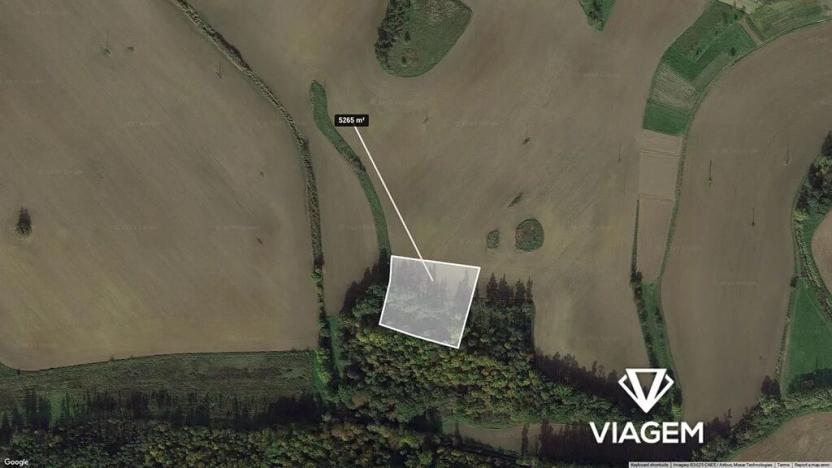 Prodej podílu pole, Hostim, 585 m2