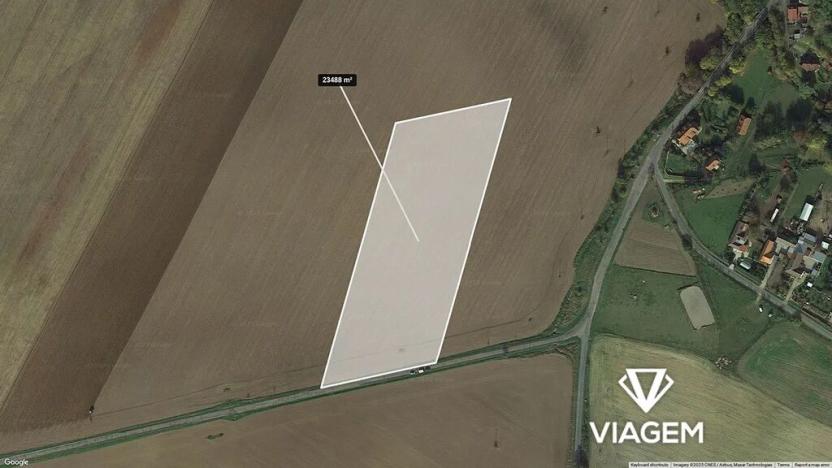 Prodej podílu pole, Hostim, 2609 m2