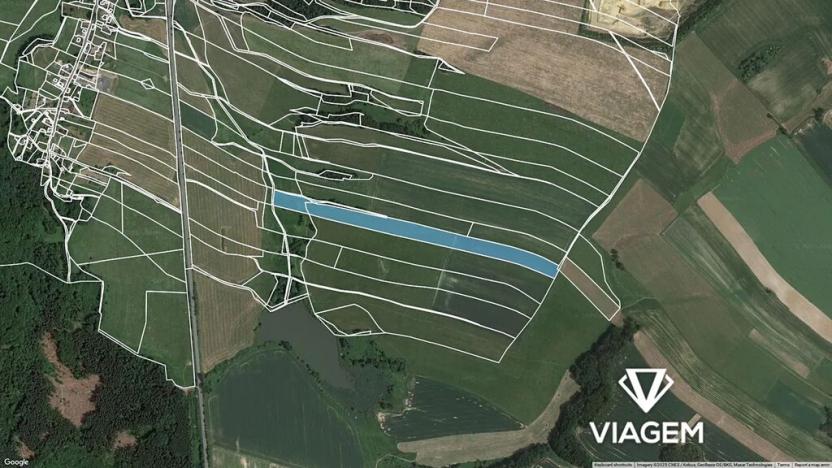 Prodej podílu pole, Jablonné v Podještědí, 10706 m2