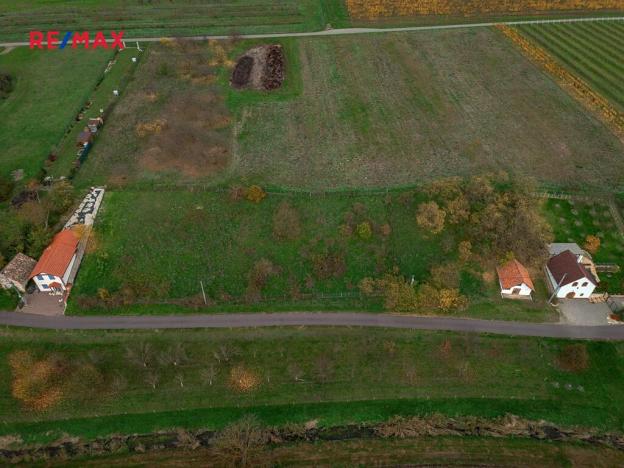 Prodej pozemku pro bydlení, Novosedly, 2412 m2