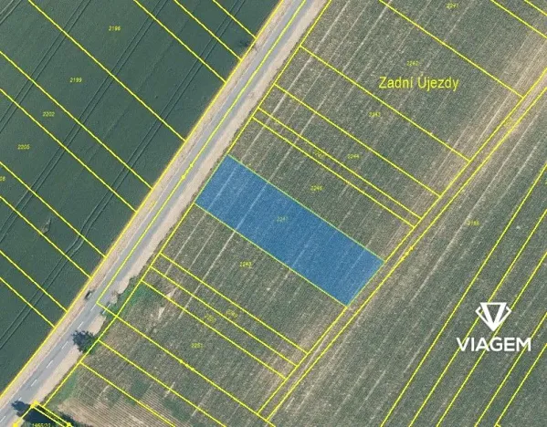 Prodej podílu pole, Labuty, 801 m2