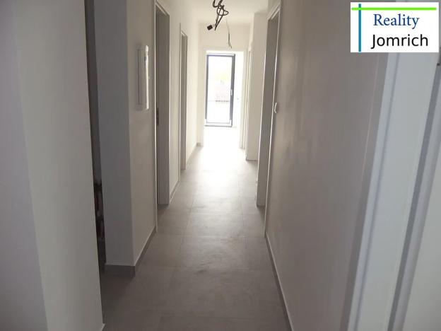 Pronájem bytu 4+kk, Turnov, Žižkova, 96 m2