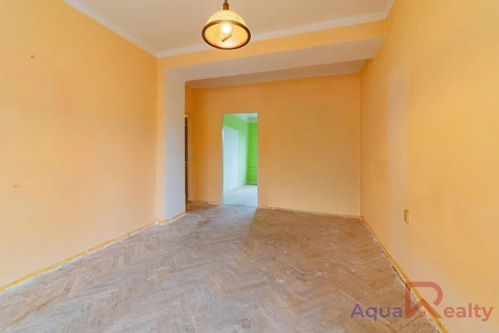 Prodej podílu bytu 2+1, Bukovany, 54 m2