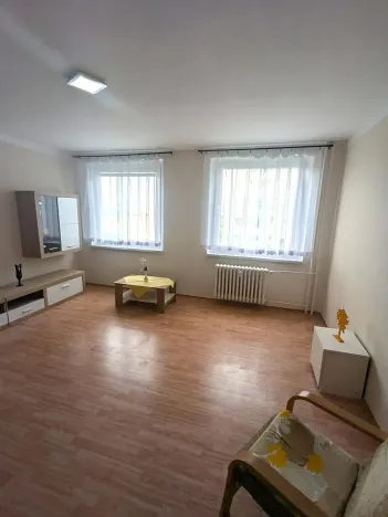 Pronájem bytu 1+kk, Ústí nad Labem, Obvodová, 32 m2