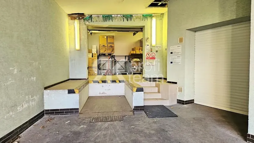 Prodej komerční nemovitosti, Opava, Slezská, 1385 m2