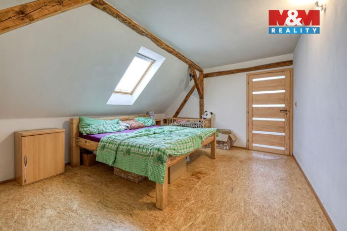 Prodej rodinného domu, Cebiv, 360 m2