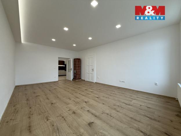 Pronájem bytu 3+1, Karviná - Fryštát, Masarykovo nám., 120 m2