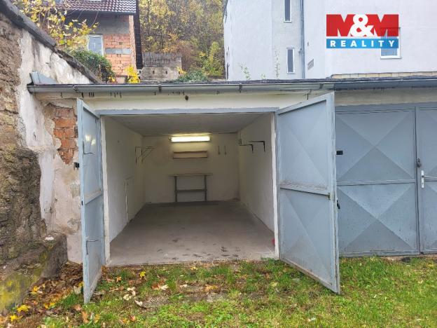 Pronájem garáže, Chrudim, Na Kopanici, 21 m2