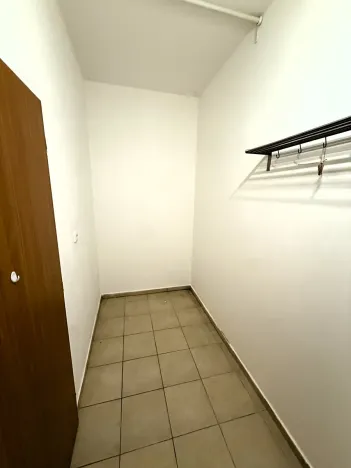 Pronájem bytu 2+1, Brno, Obřanská, 60 m2