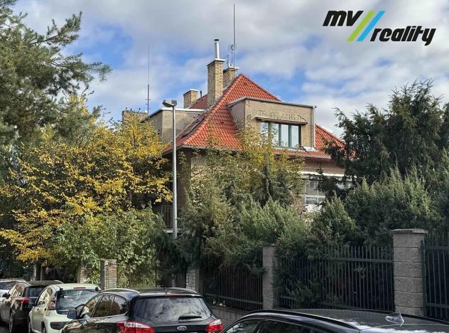 Pronájem bytu 2+kk, Praha - Břevnov, Cvičebná, 35 m2