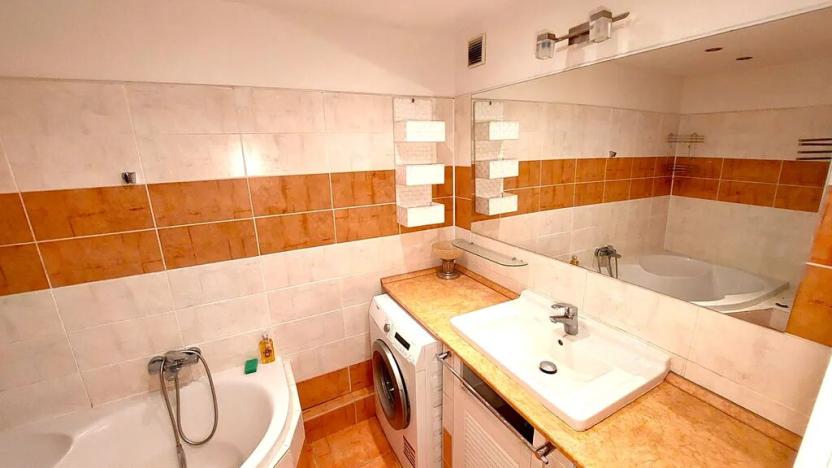 Prodej bytu 3+1, Praha - Horní Měcholupy, Livornská, 74 m2