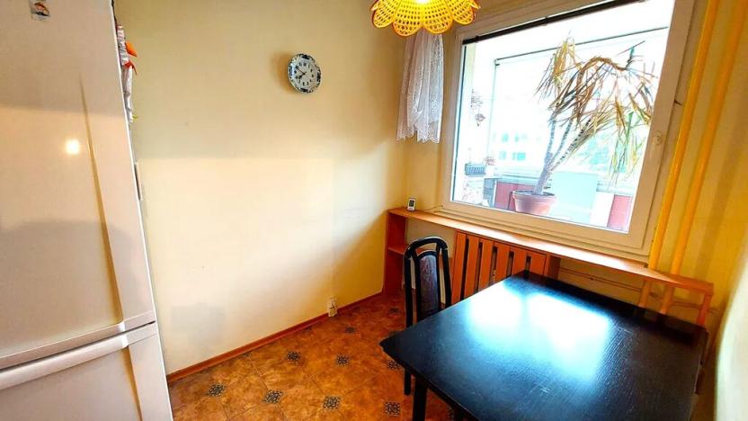 Prodej bytu 3+1, Praha - Horní Měcholupy, Livornská, 74 m2