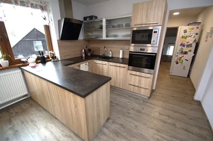 Prodej vícegeneračního domu, Borotice, 282 m2