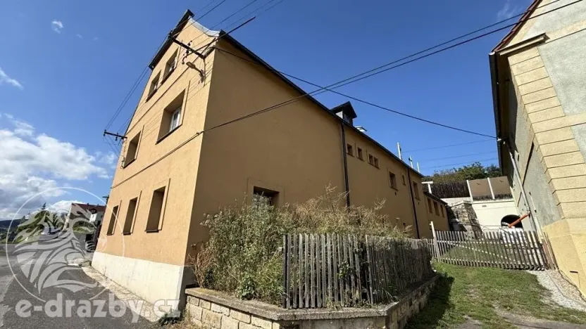 Dražba činžovního domu, Povrly, Převozní, 365 m2