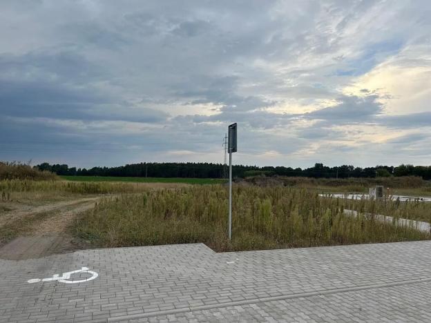 Dražba pozemku, Živanice, 2620 m2