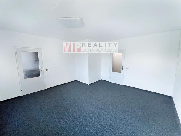 Pronájem bytu 4+1, Brno, Bzenecká, 85 m2