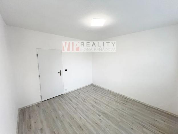 Pronájem bytu 4+1, Brno, Bzenecká, 85 m2