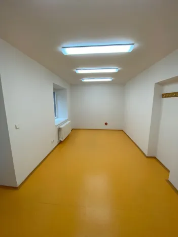Pronájem kanceláře, Praha - Horní Počernice, Bystrá, 22 m2