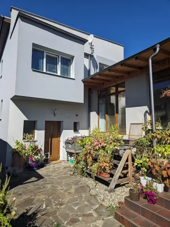 Prodej vily, Staré Město, Tovární, 400 m2