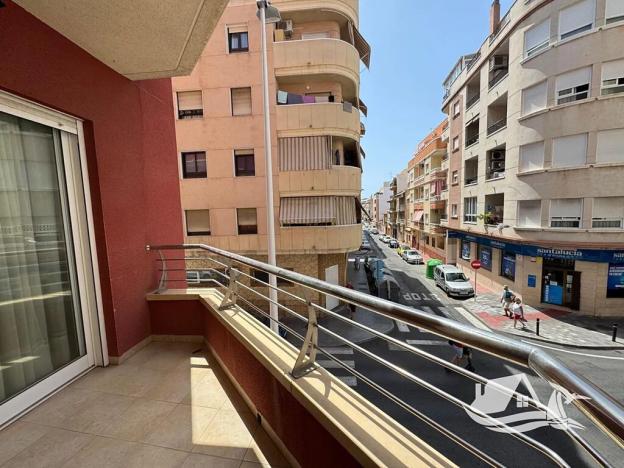 Prodej bytu 3+kk, Torrevieja, Španělsko, 55 m2