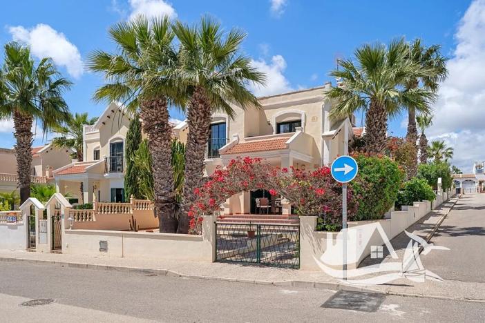 Prodej vily, Orihuela, Španělsko, 87 m2