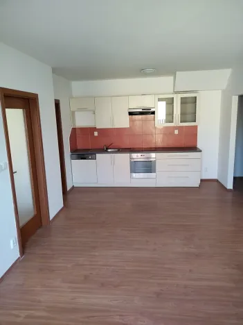 Pronájem bytu 2+kk, Pardubice, Pichlova, 65 m2