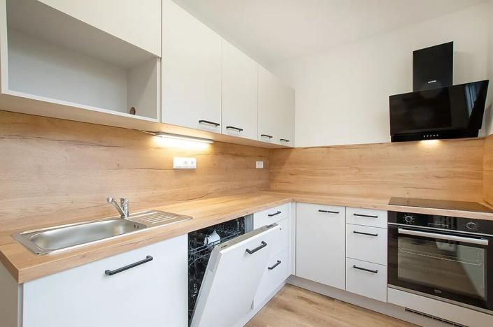 Pronájem bytu 3+1, České Budějovice, J. Plachty, 64 m2