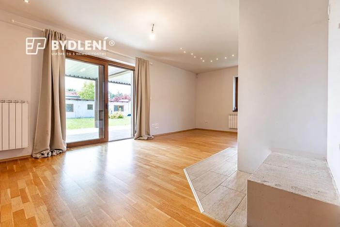 Prodej rodinného domu, Vědomice, Nová, 260 m2