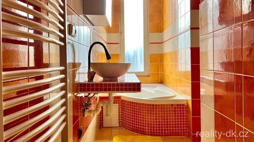 Prodej bytu 2+1, Děčín, Divišova, 72 m2