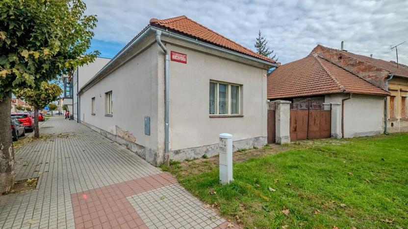Prodej rodinného domu, Pečky, Bačovská, 92 m2